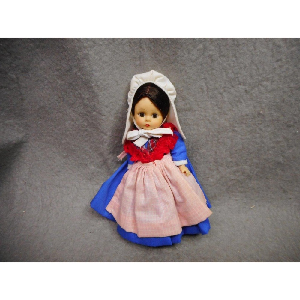 MADAME ALEXANDER‎ BELGUM 7 12/" DOLL SLEEP EYES N/R